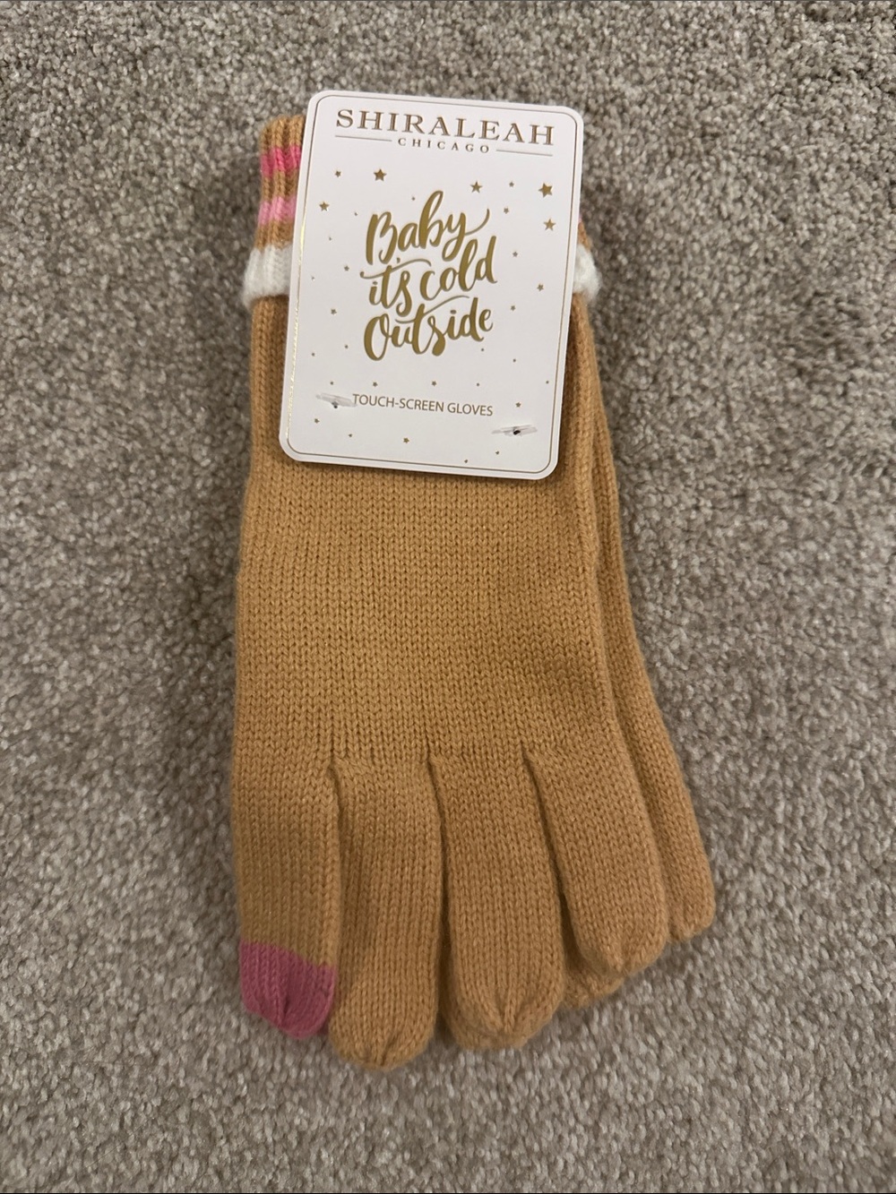 Shiraleah Camel Knit Touch-Screen Gloves with Pink Tip